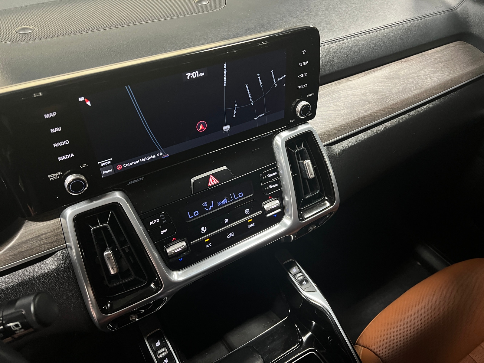 Thumbnail: 2022 Kia Sorento - 3