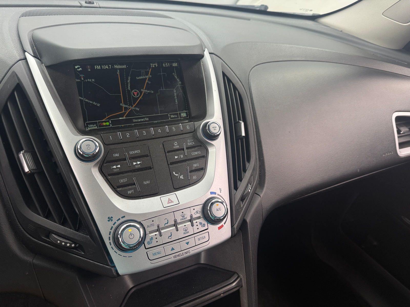 Thumbnail: 2017 Chevrolet Equinox - 4