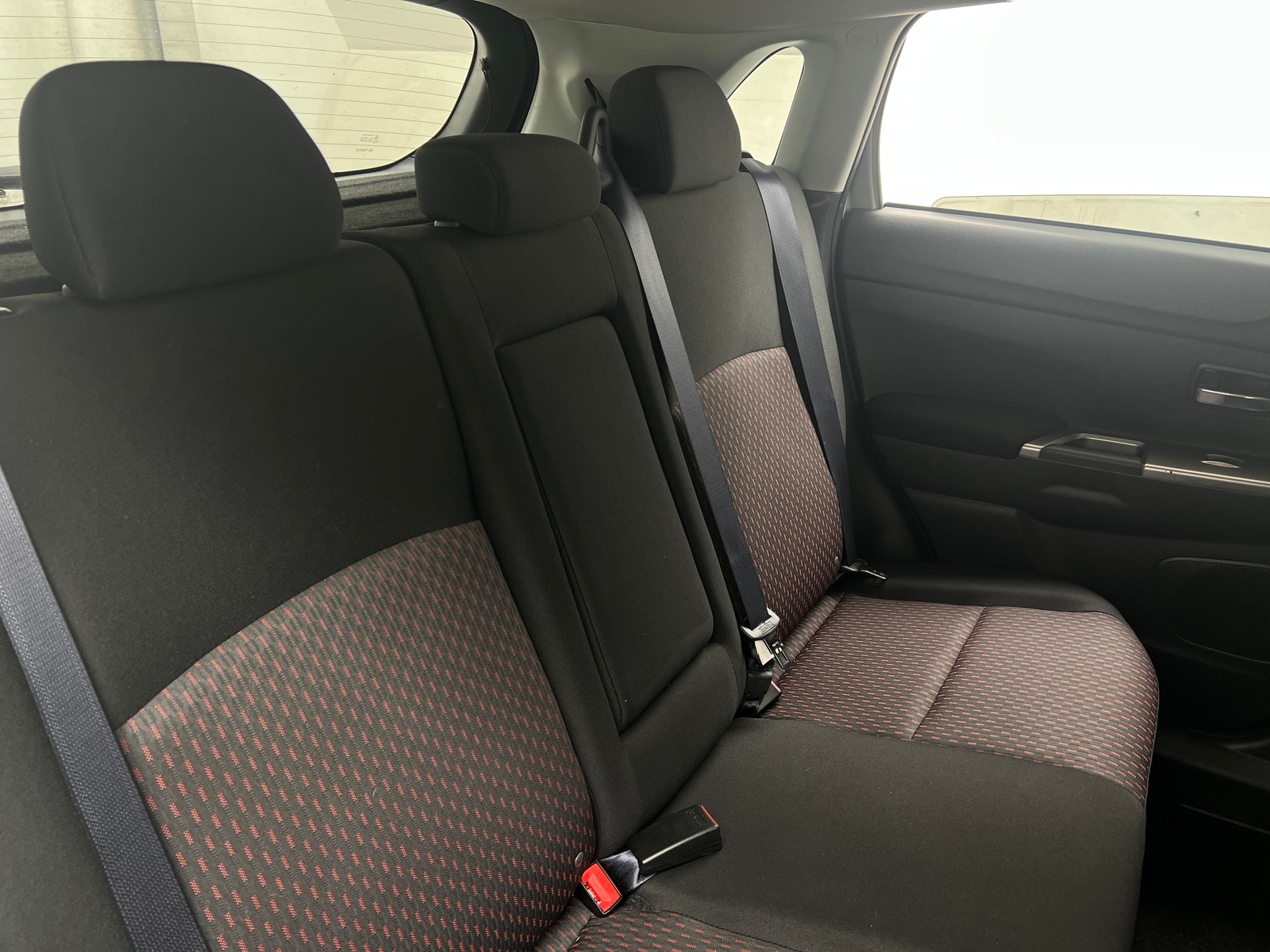 Thumbnail: 2019 Mitsubishi Outlander Sport - 6