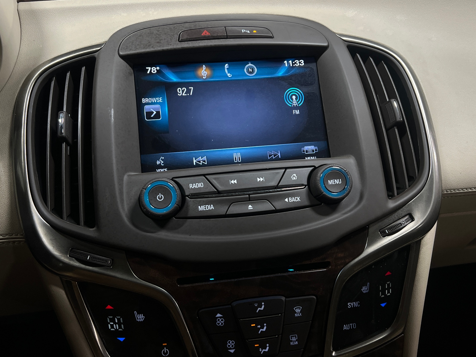 Thumbnail: 2014 Buick LaCrosse - 3