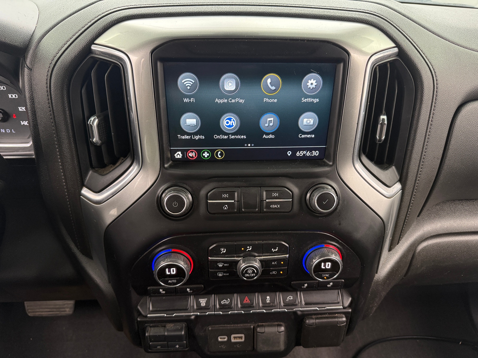 Thumbnail: 2022 Chevrolet Silverado 2500 - 4
