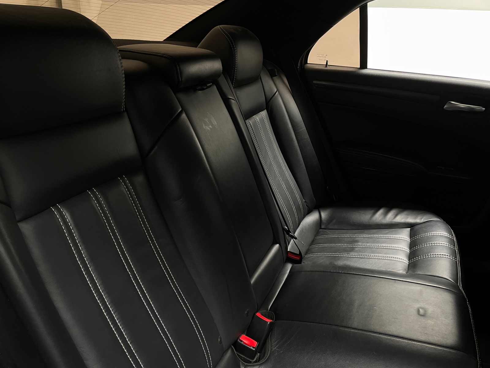 Thumbnail: 2014 Chrysler 300 - 5