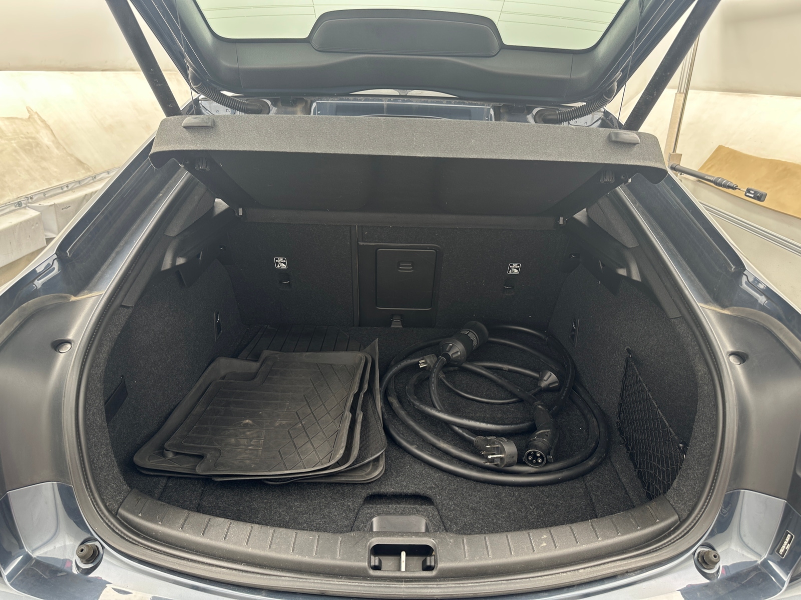 Thumbnail: 2022 Polestar 2 - 7