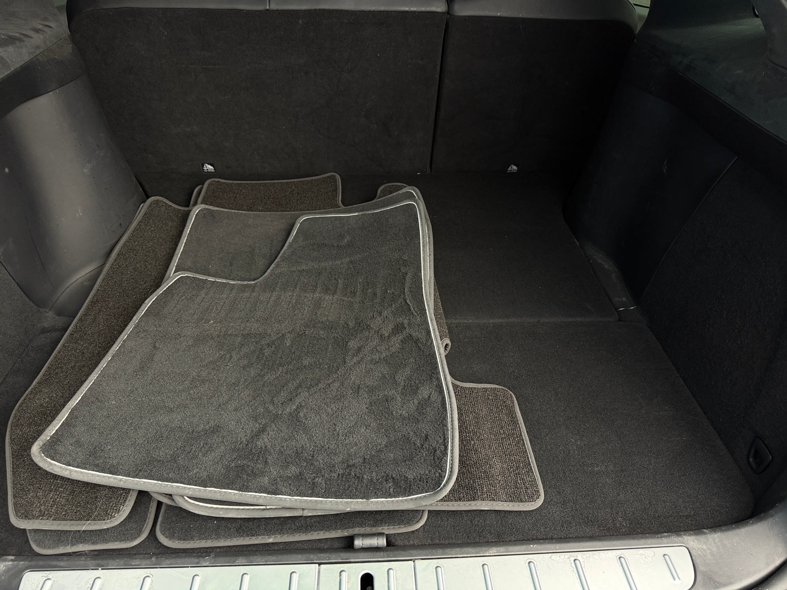 Thumbnail: 2020 Tesla Model X - 6