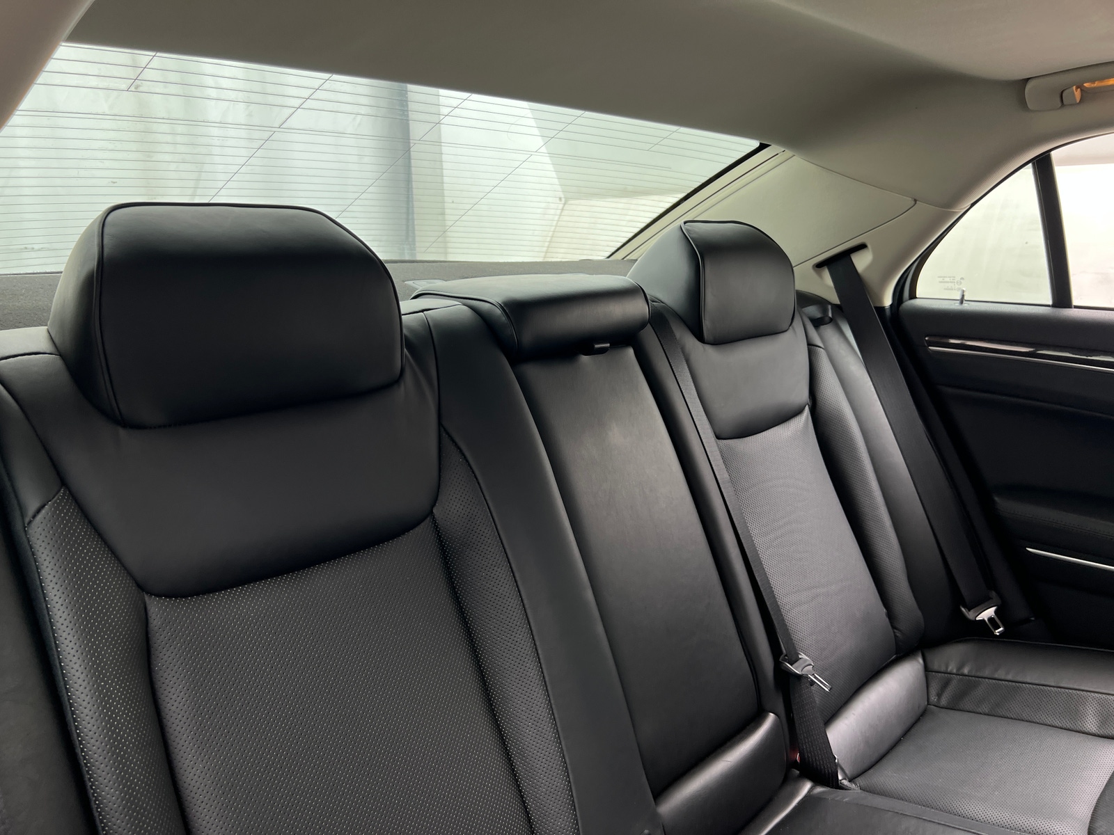 Thumbnail: 2022 Chrysler 300 - 5