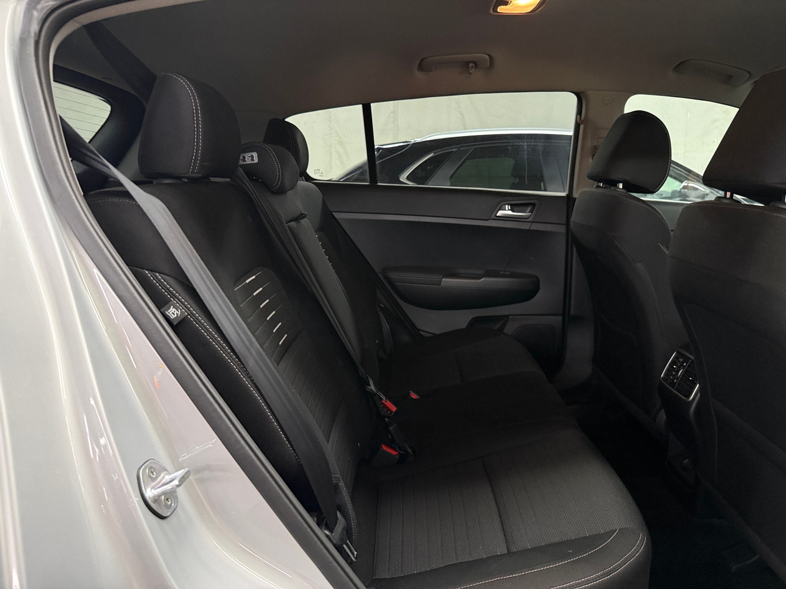 Thumbnail: 2020 Kia Sportage - 6