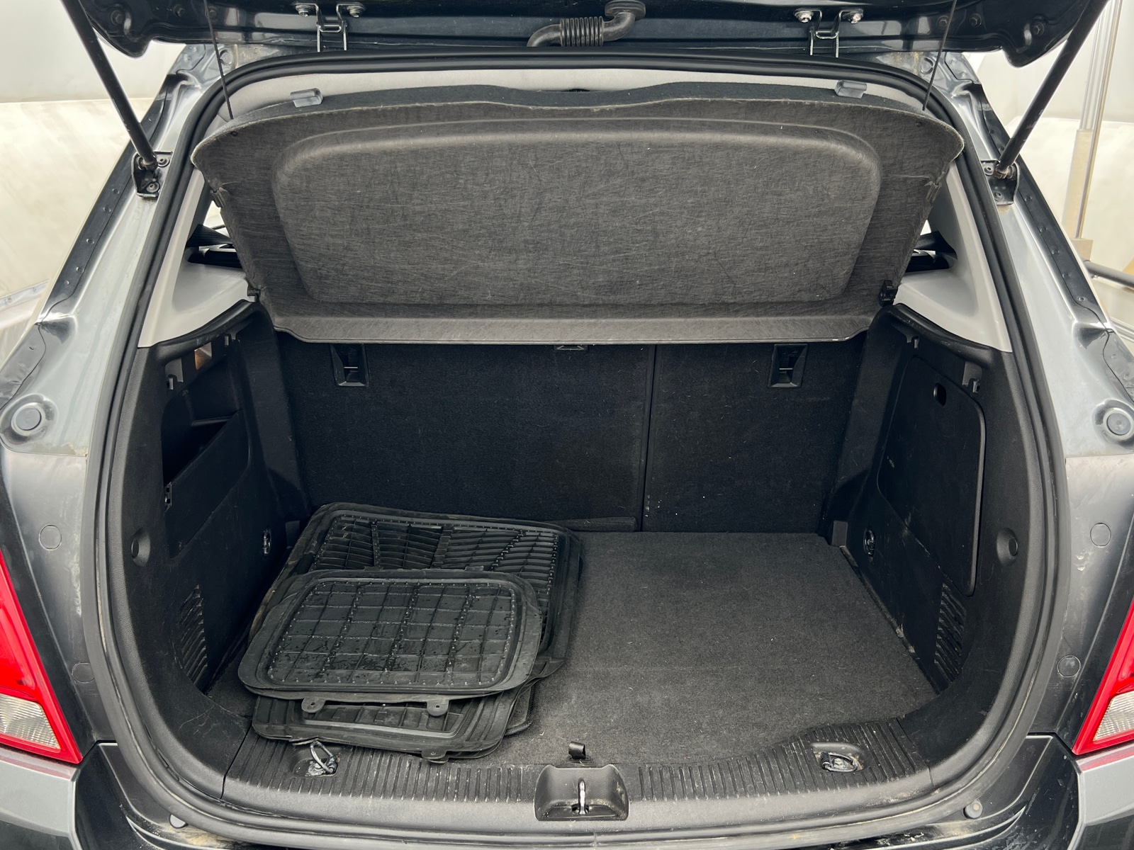 Thumbnail: 2018 Chevrolet Trax - 6