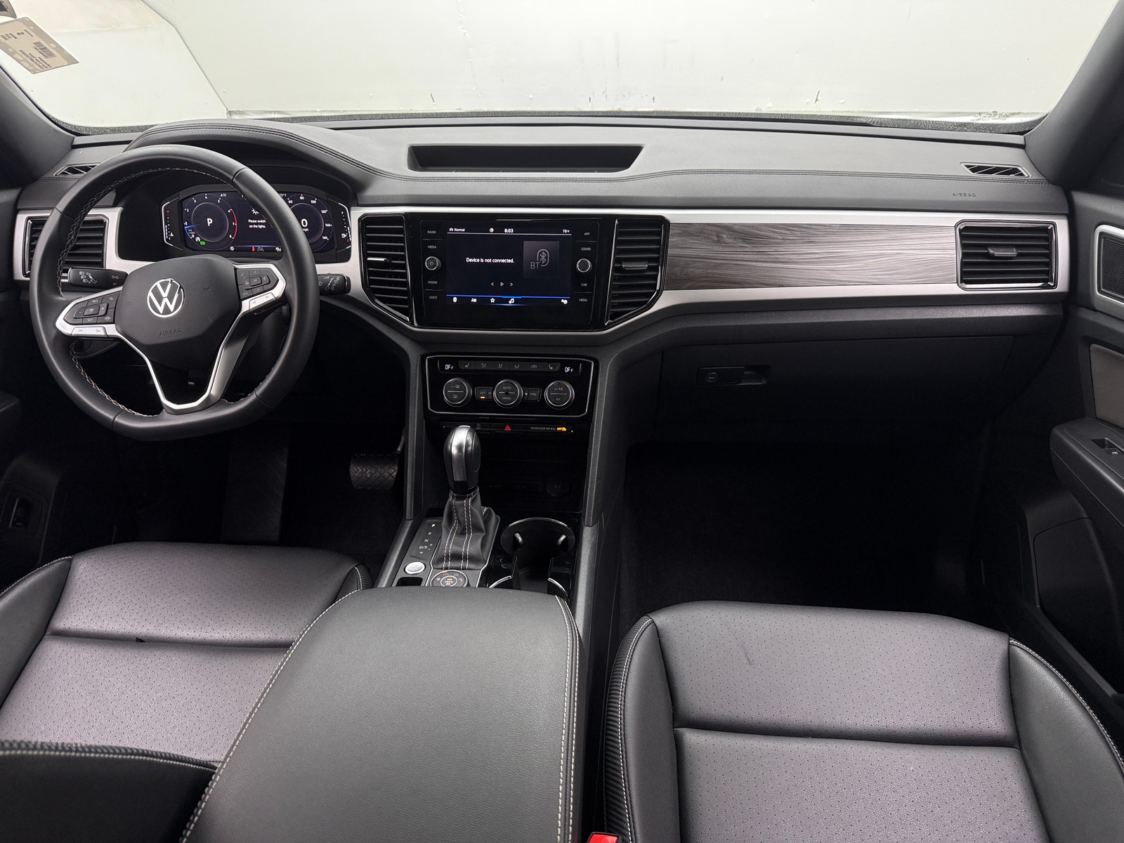 Thumbnail: 2023 Volkswagen Atlas - 2