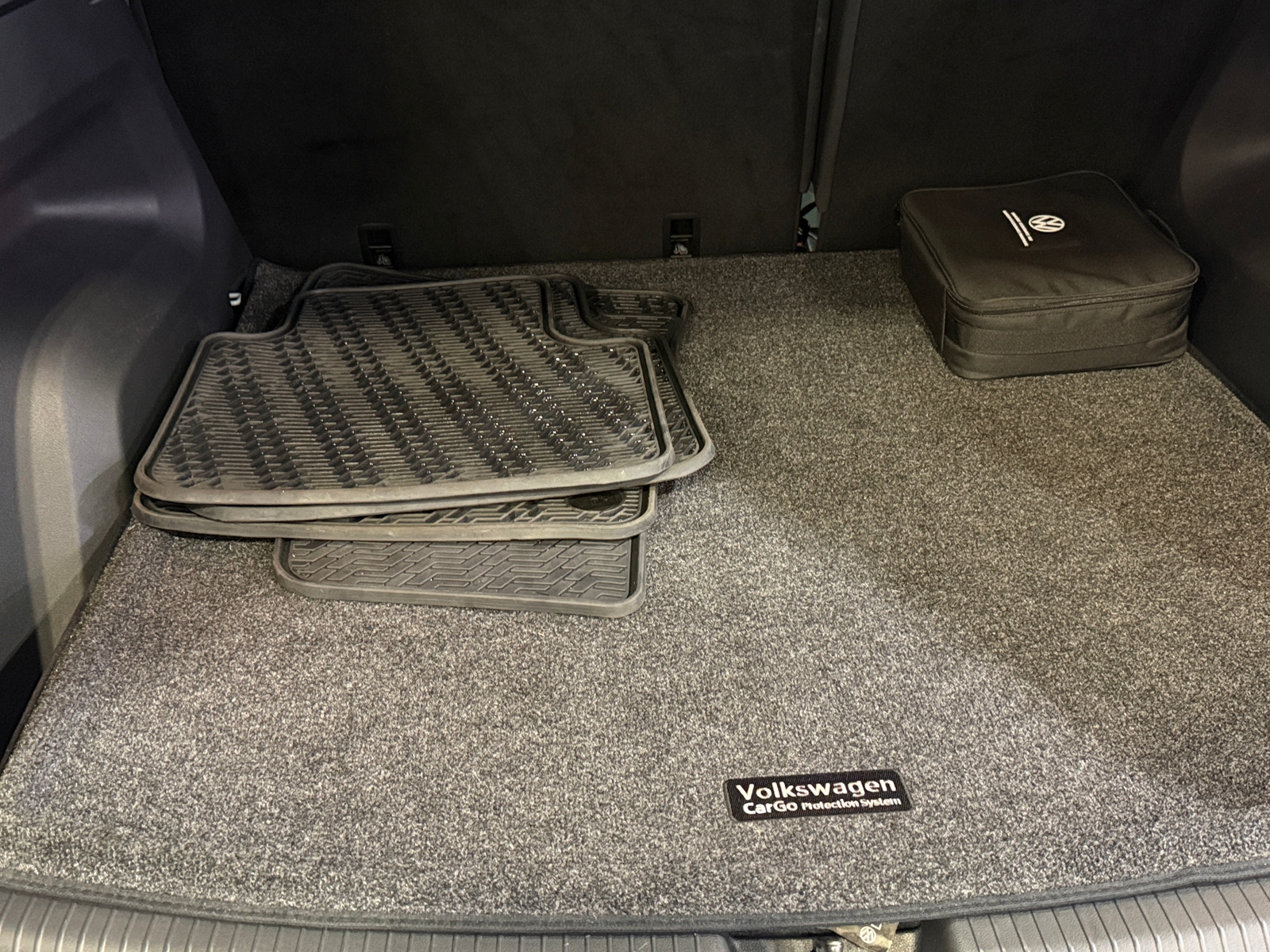 Thumbnail: 2023 Volkswagen Atlas - 6