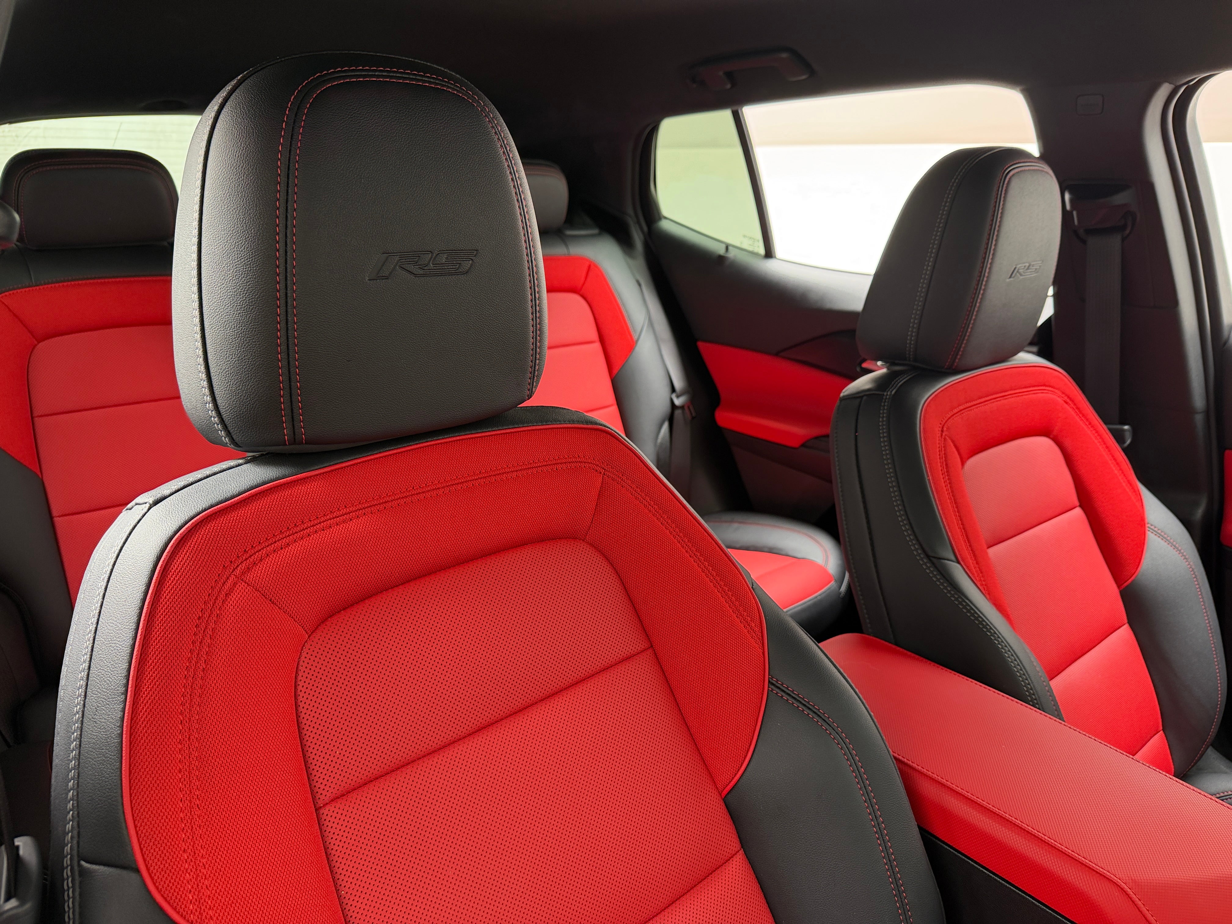 2024 Chevrolet Equinox EV - Image 1