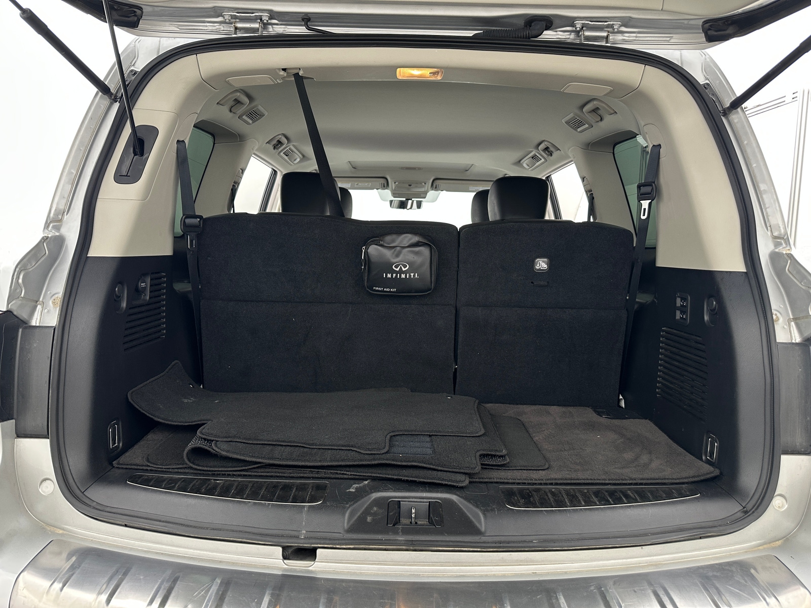 Thumbnail: 2023 INFINITI QX80 - 6