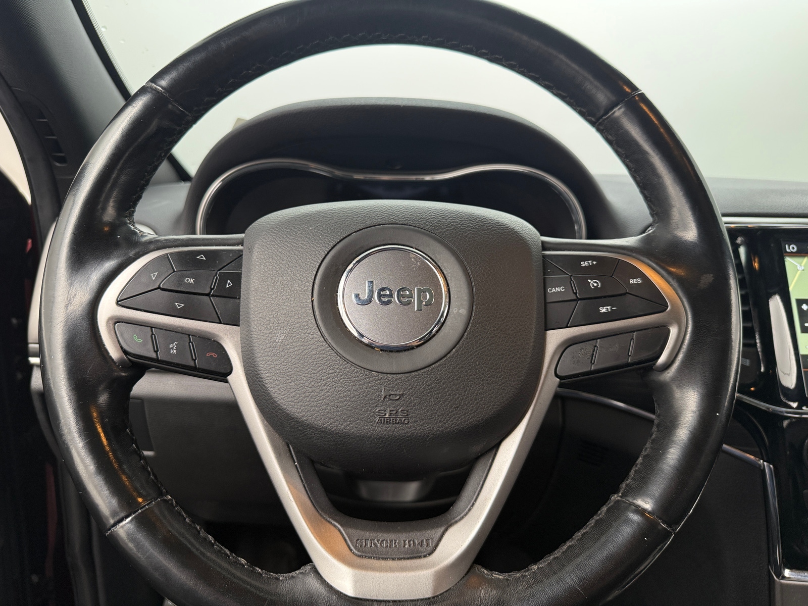 Thumbnail: 2020 Jeep Grand Cherokee - 4