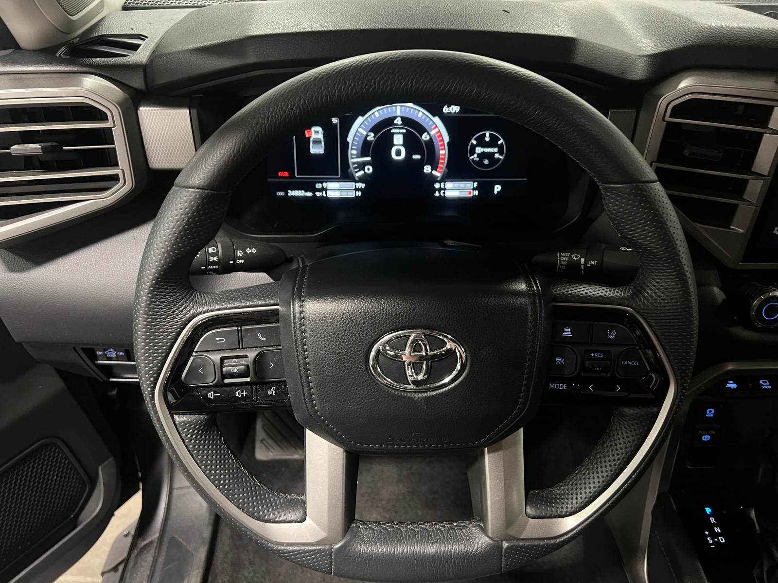 Thumbnail: 2024 Toyota Tundra - 5