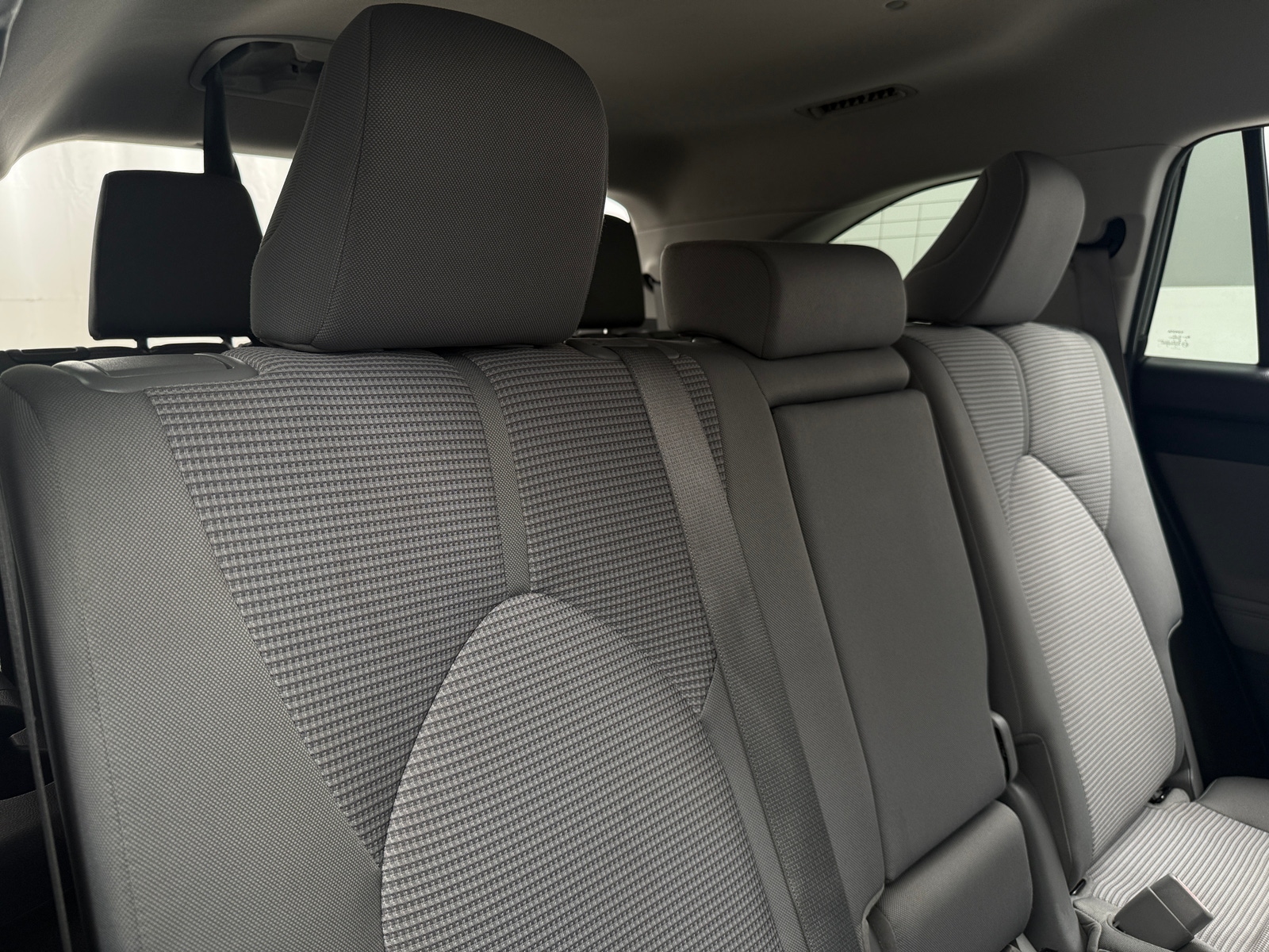 Thumbnail: 2023 Toyota Highlander - 6