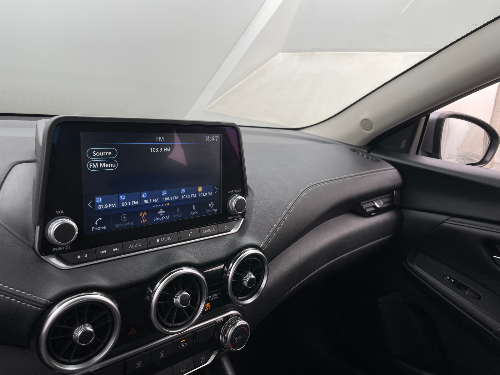 Thumbnail: 2023 Nissan Sentra - 4