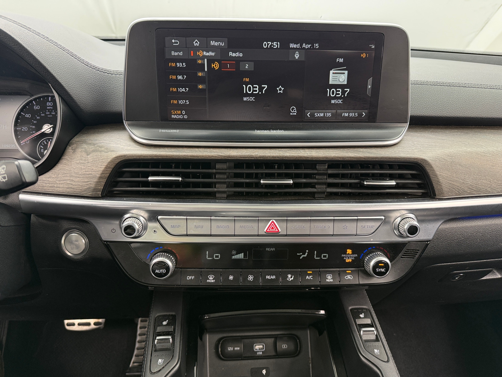 Thumbnail: 2021 Kia Telluride - 3