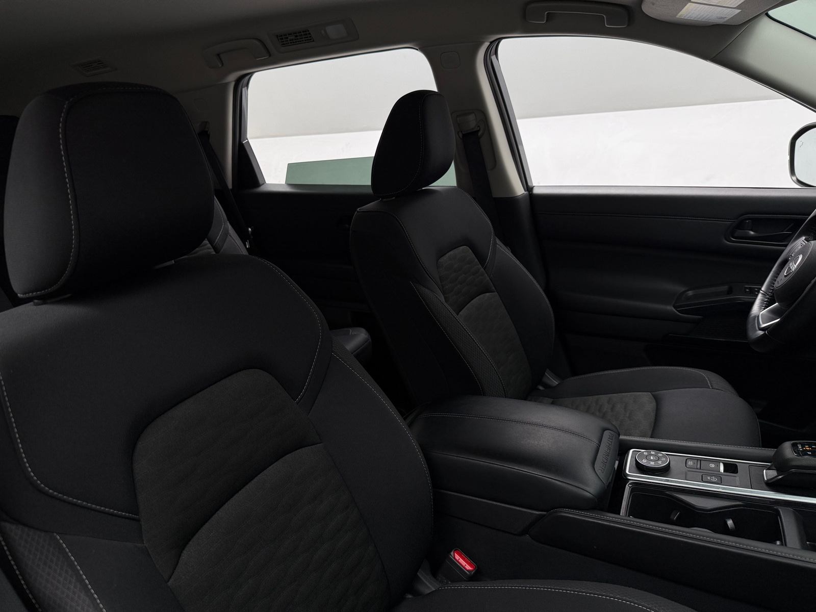 Thumbnail: 2025 Nissan Pathfinder - 2