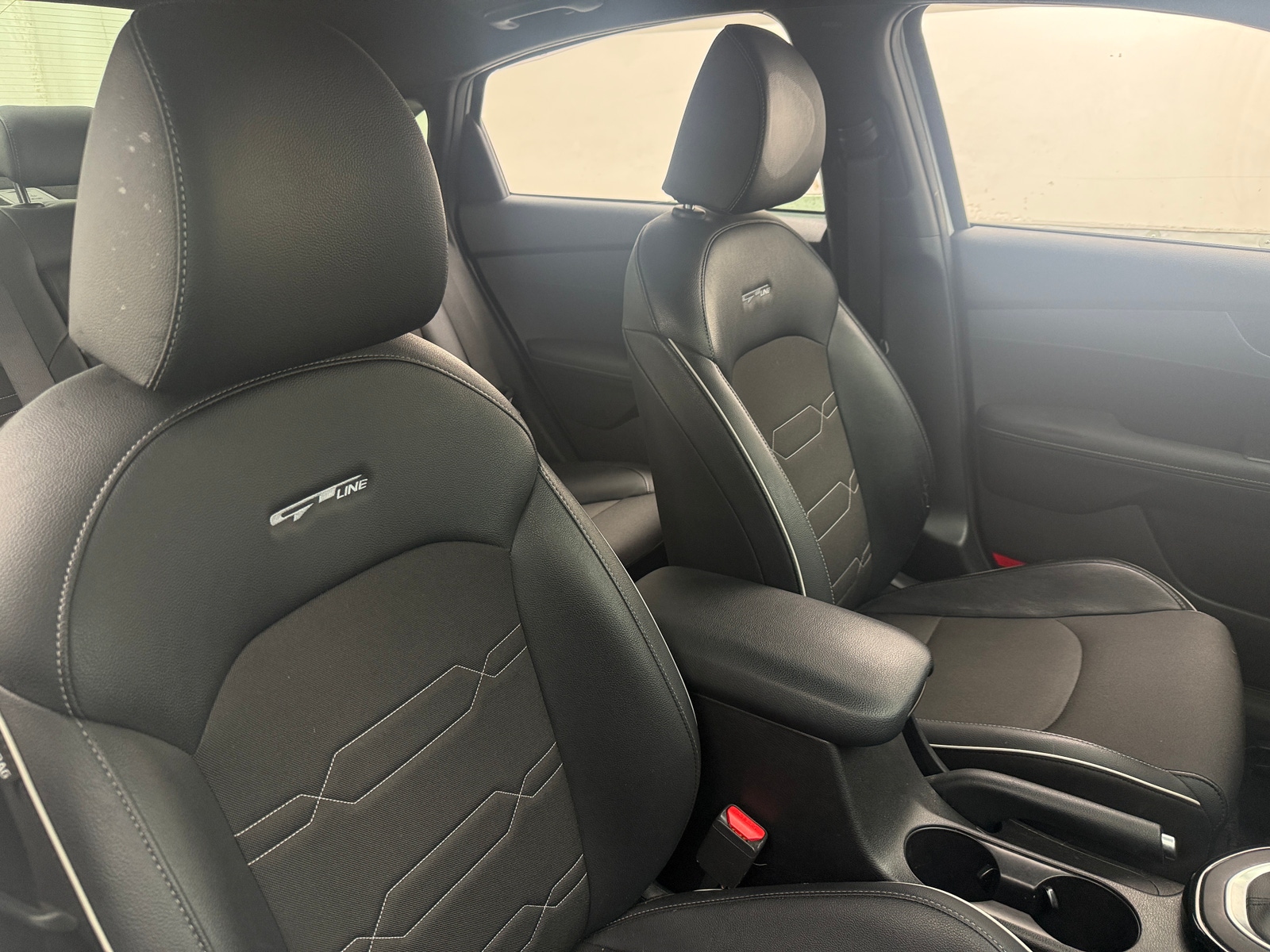 Thumbnail: 2021 Kia Forte - 2