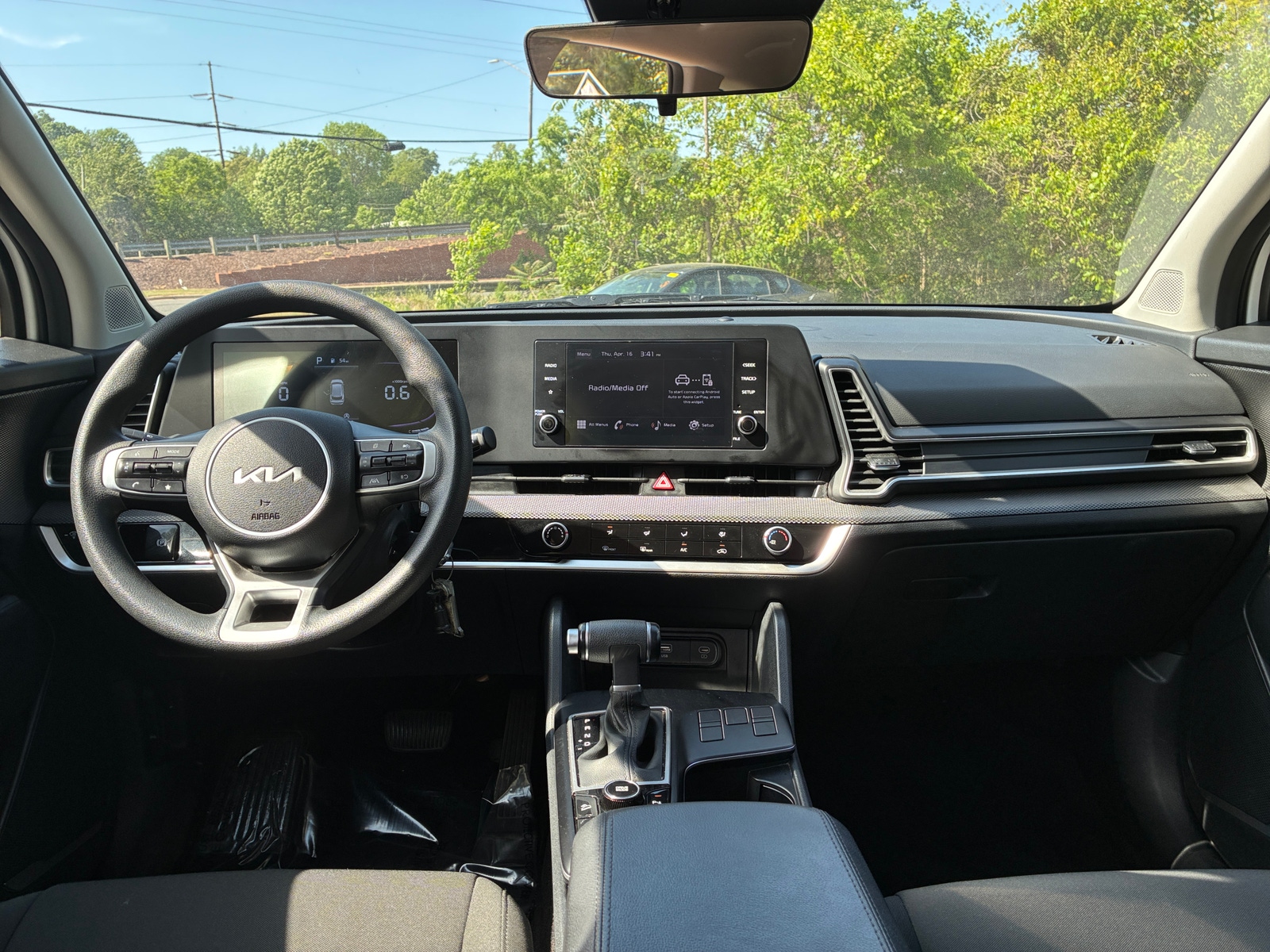 Thumbnail: 2025 Kia Sportage - 3