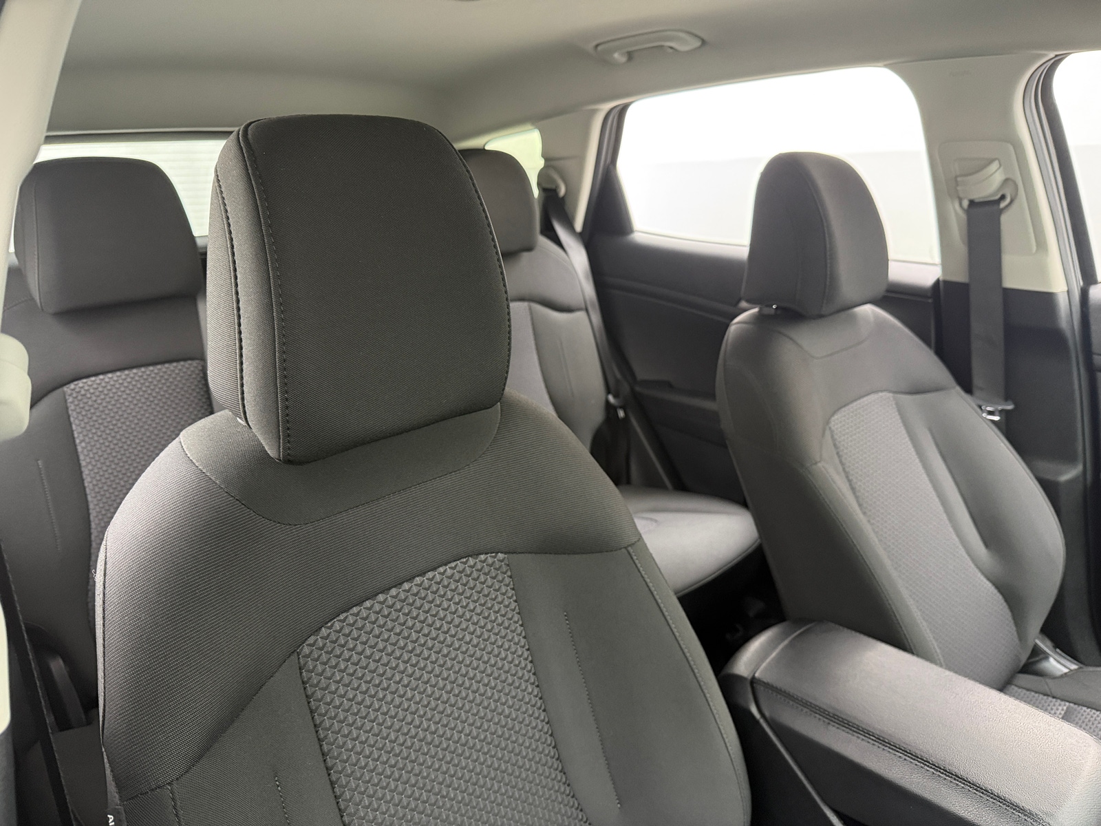 Thumbnail: 2025 Kia Sportage - 2