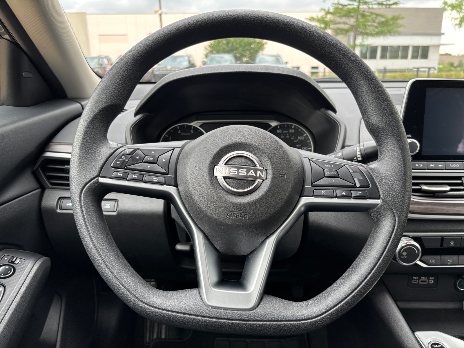 Thumbnail: 2024 Nissan Altima - 5