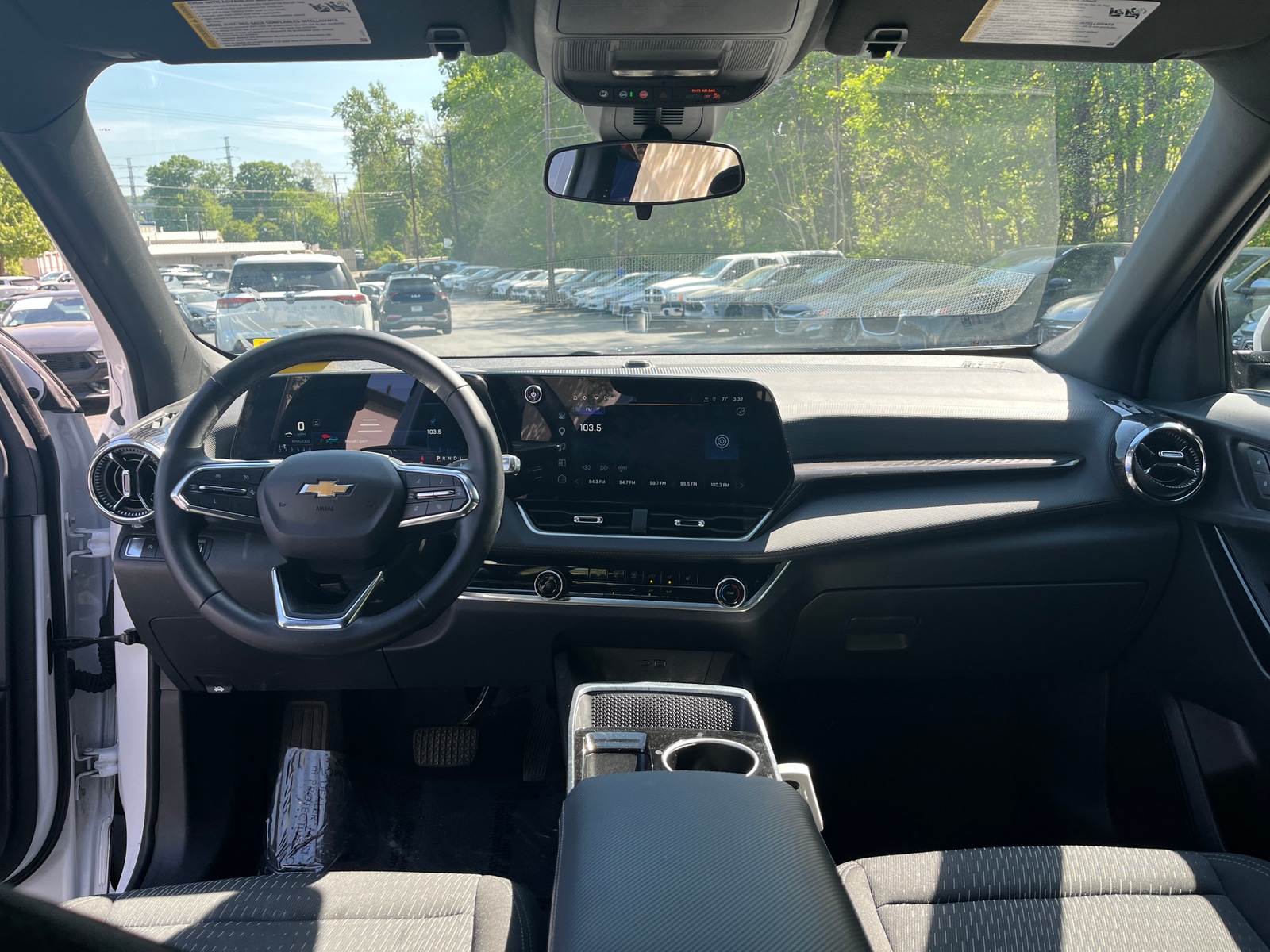 Thumbnail: 2025 Chevrolet Equinox - 2