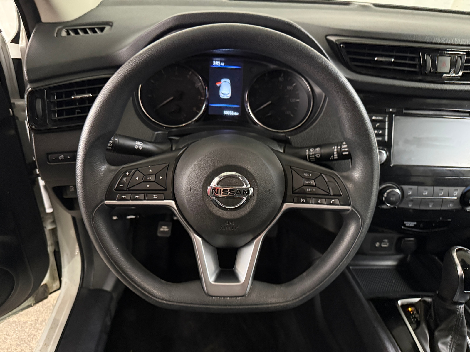 Thumbnail: 2022 Nissan Rogue Sport - 5