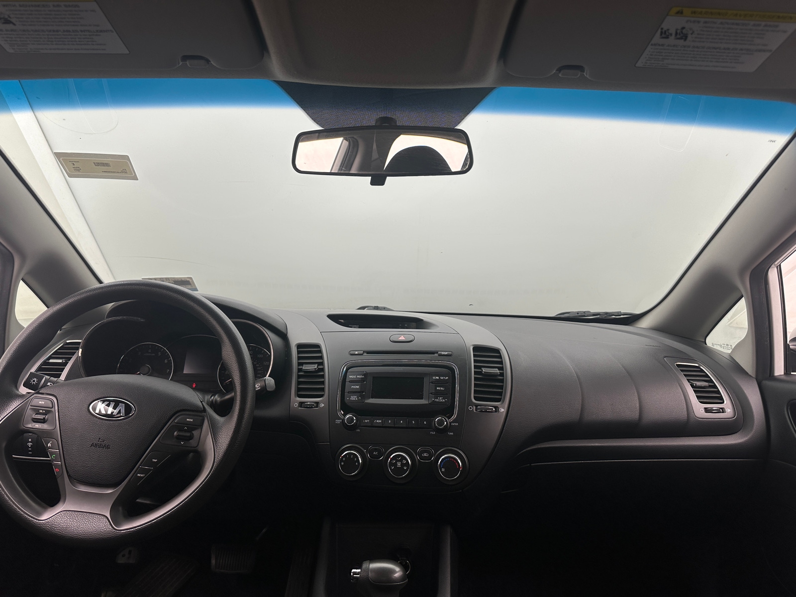 Thumbnail: 2017 Kia Forte - 3