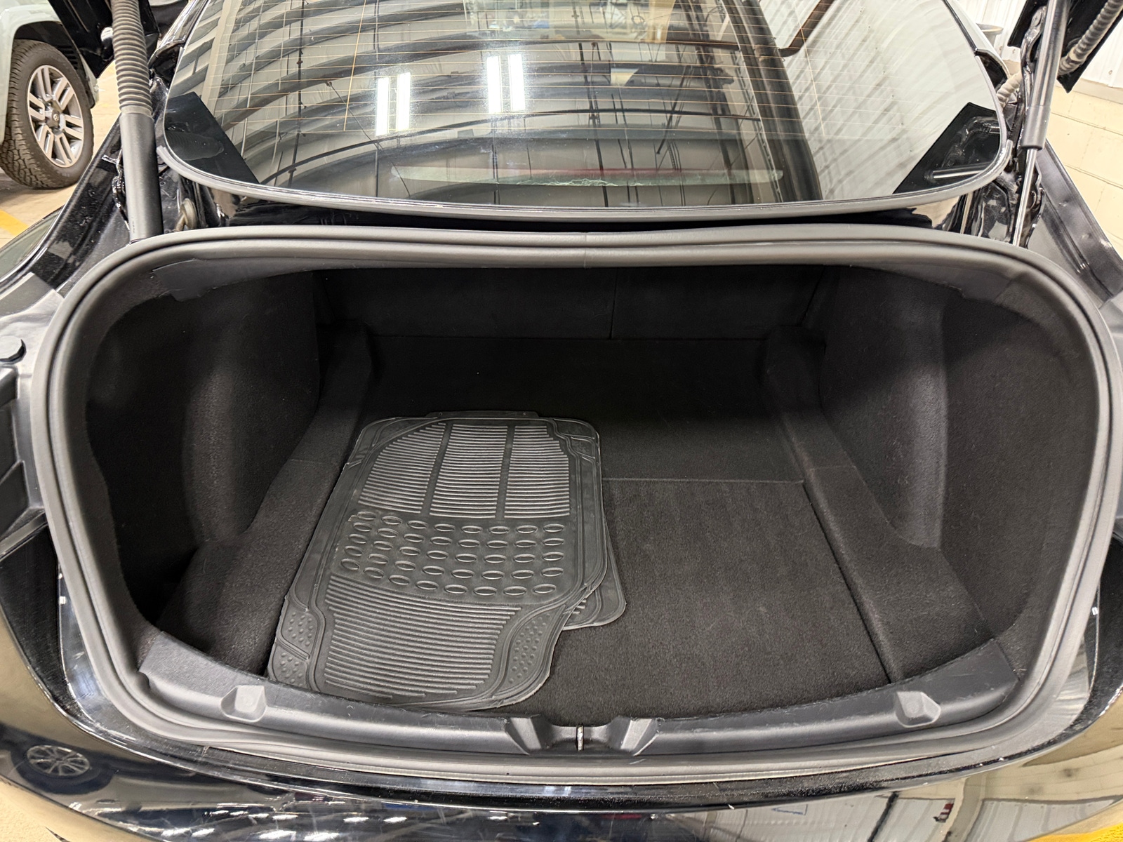 Thumbnail: 2022 Tesla Model 3 - 6