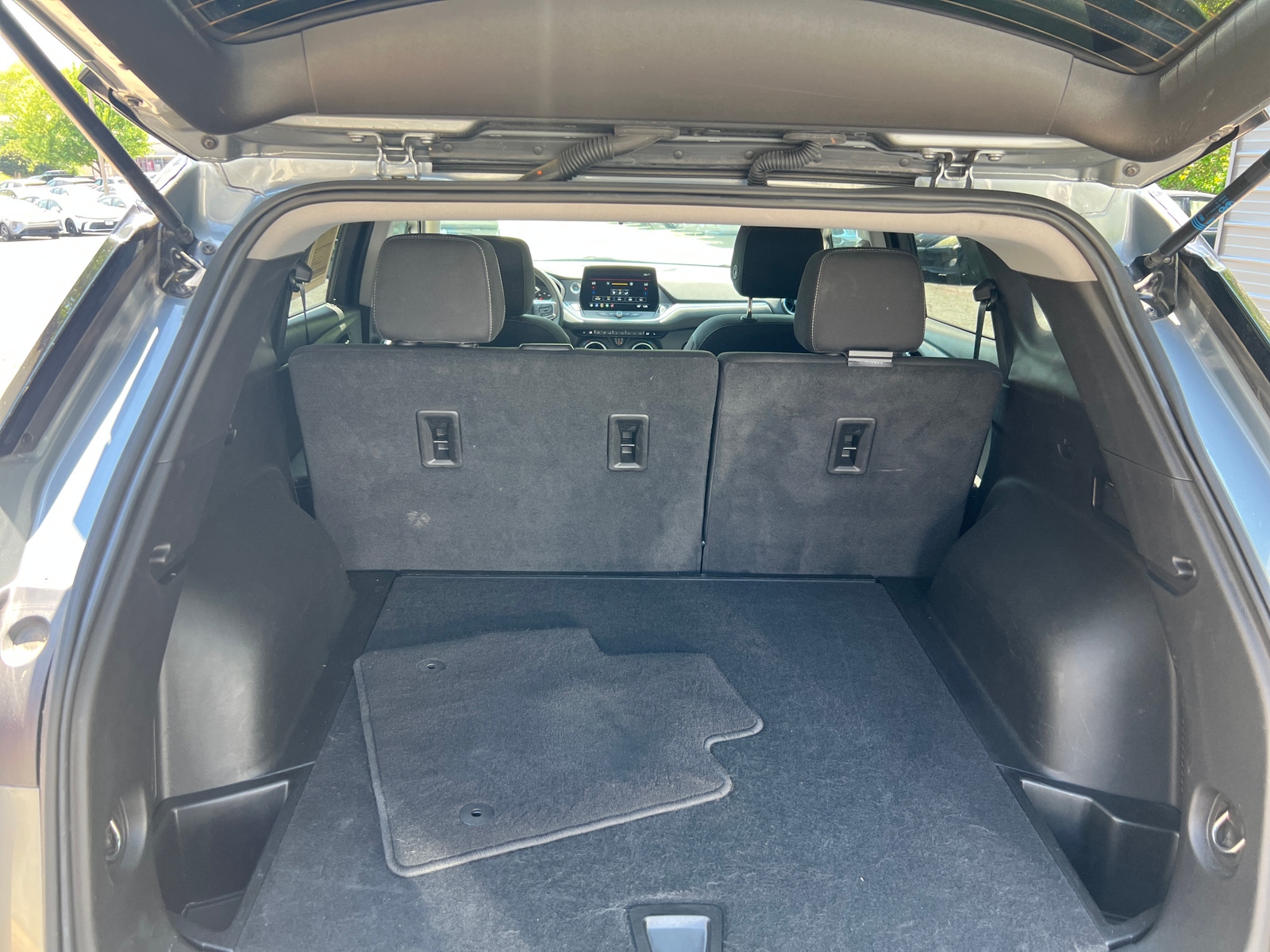 Thumbnail: 2025 Chevrolet Blazer - 4