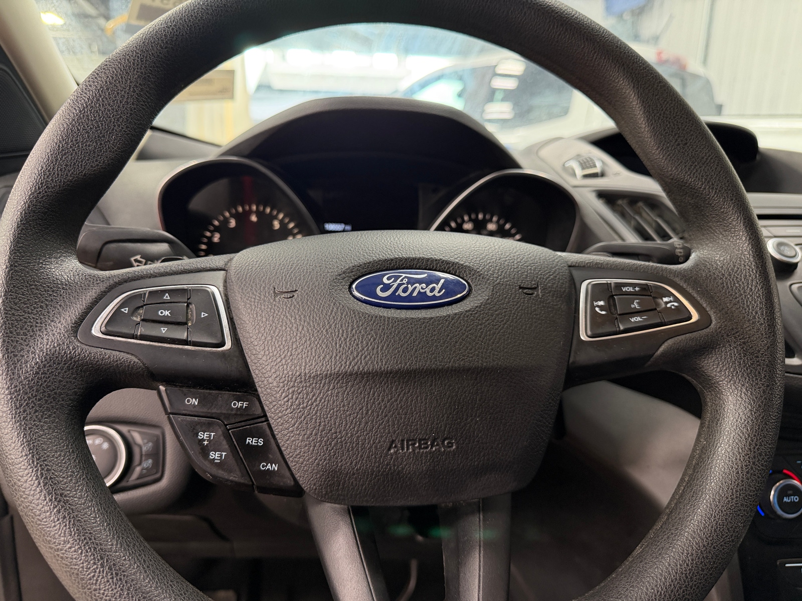 Thumbnail: 2017 Ford Escape - 5