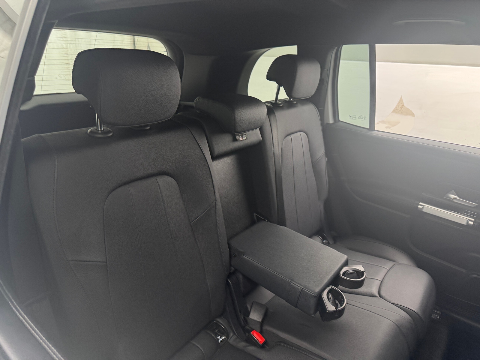 Thumbnail: 2025 Mercedes-Benz GLB - 5