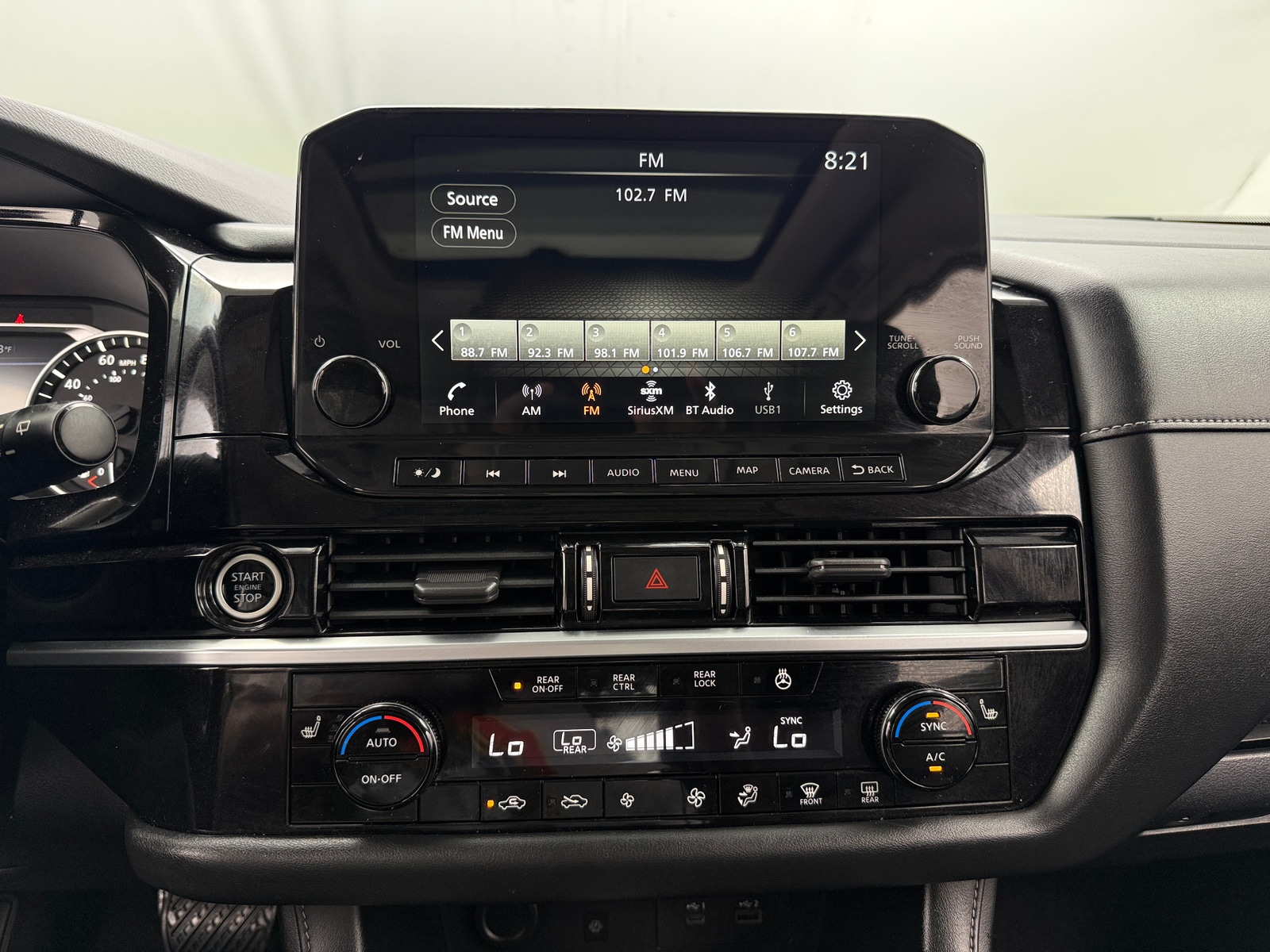 Thumbnail: 2022 Nissan Pathfinder - 3