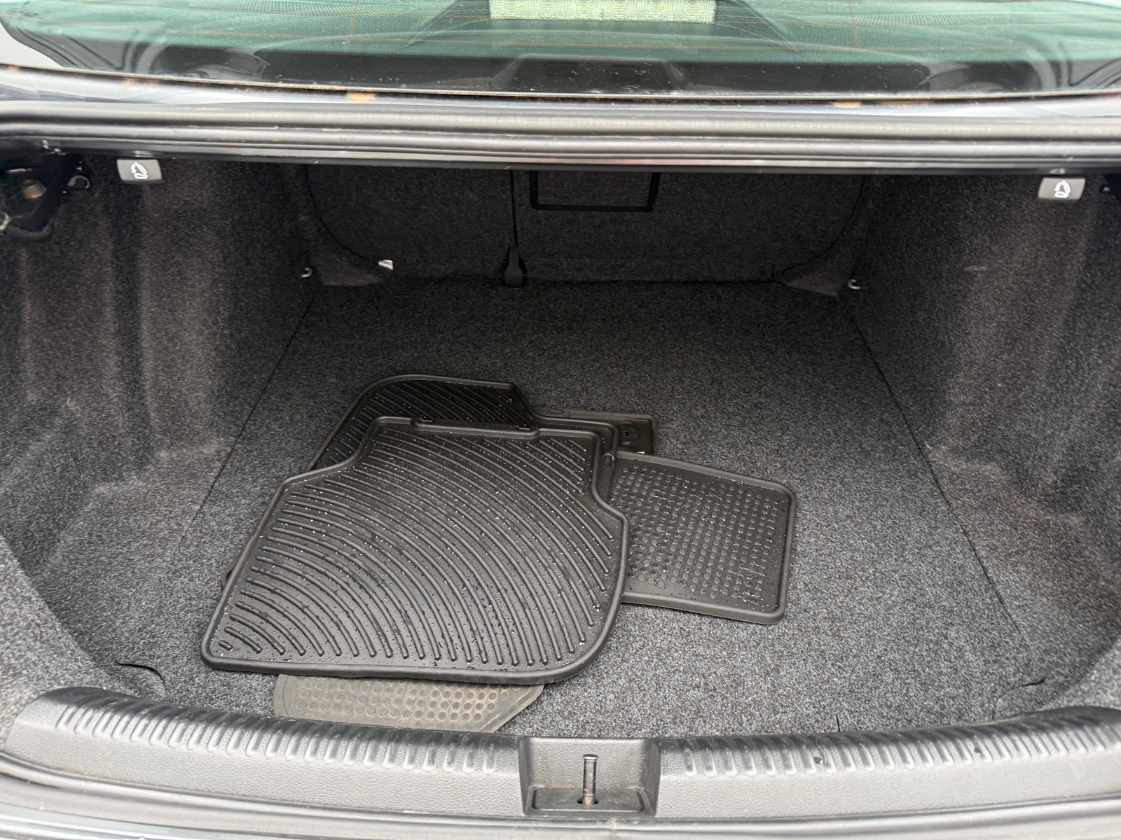 Thumbnail: 2017 Volkswagen Jetta - 6