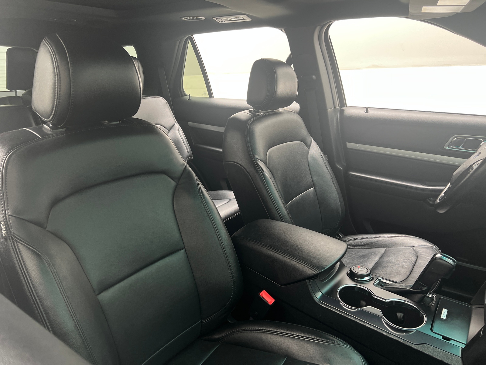 Thumbnail: 2016 Ford Explorer - 2