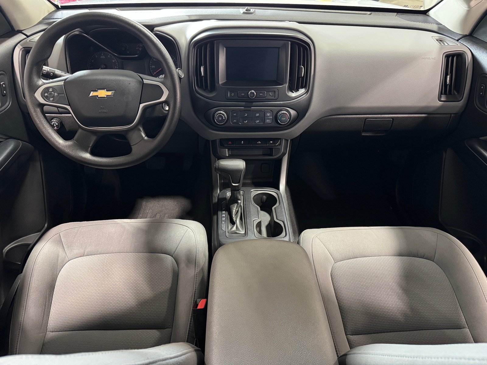 Thumbnail: 2021 Chevrolet Colorado - 3