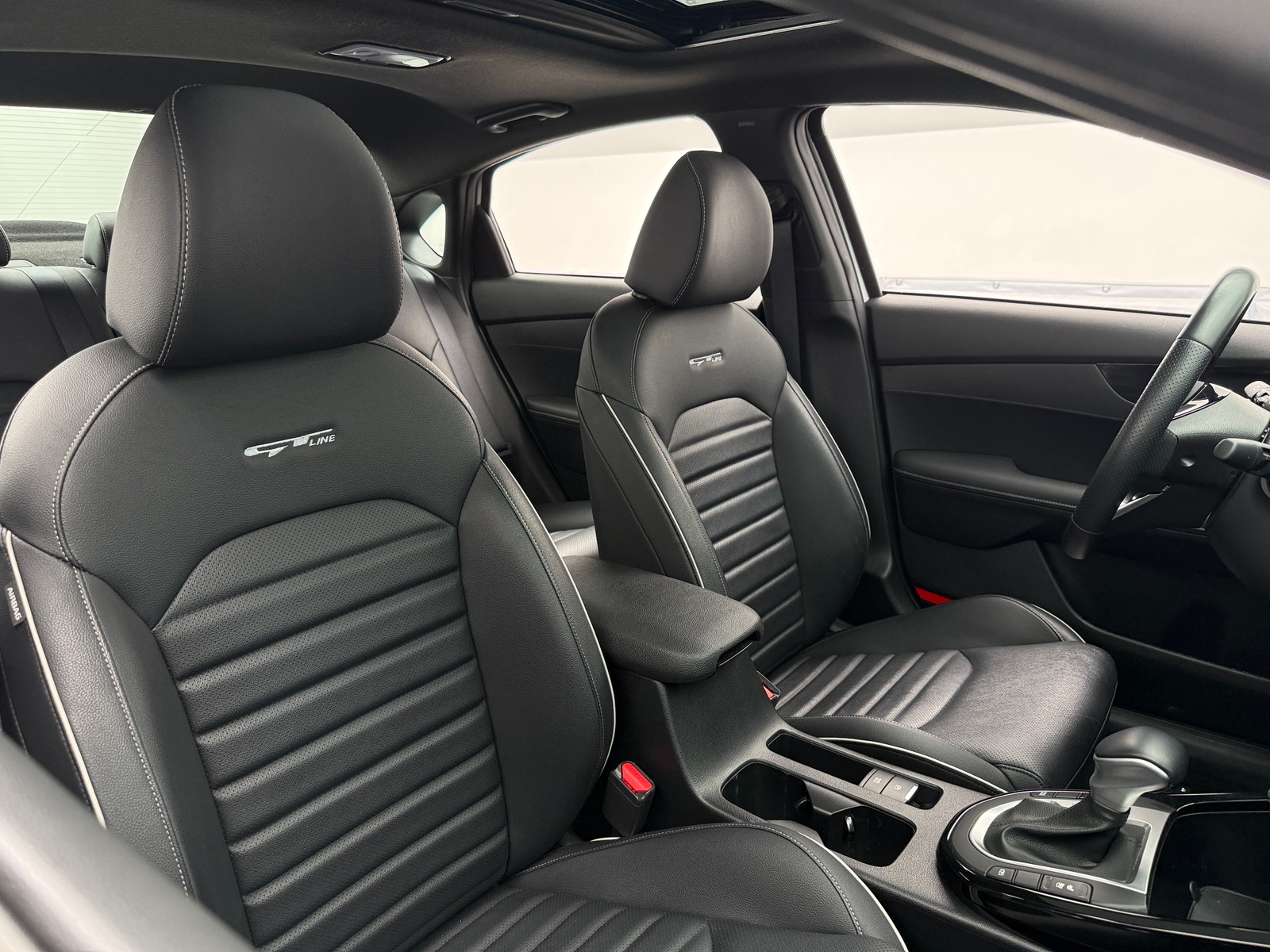 Thumbnail: 2024 Kia Forte - 2