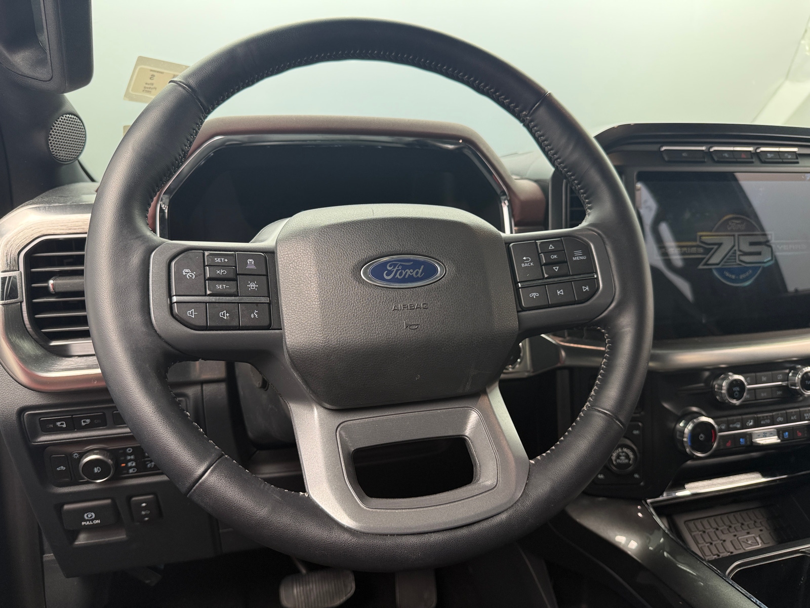 Thumbnail: 2023 Ford Econoline - 4