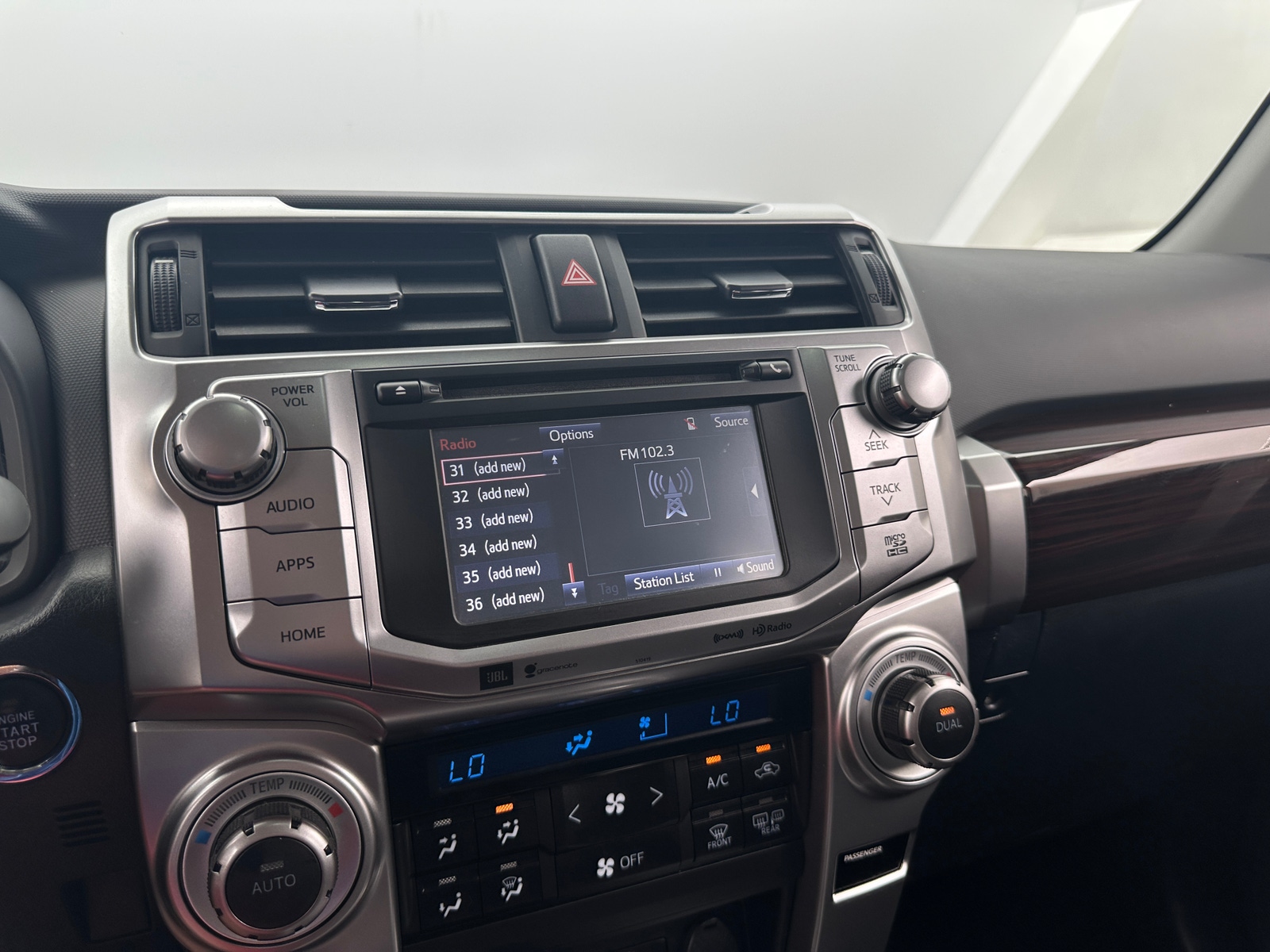 Thumbnail: 2019 Toyota 4Runner - 3