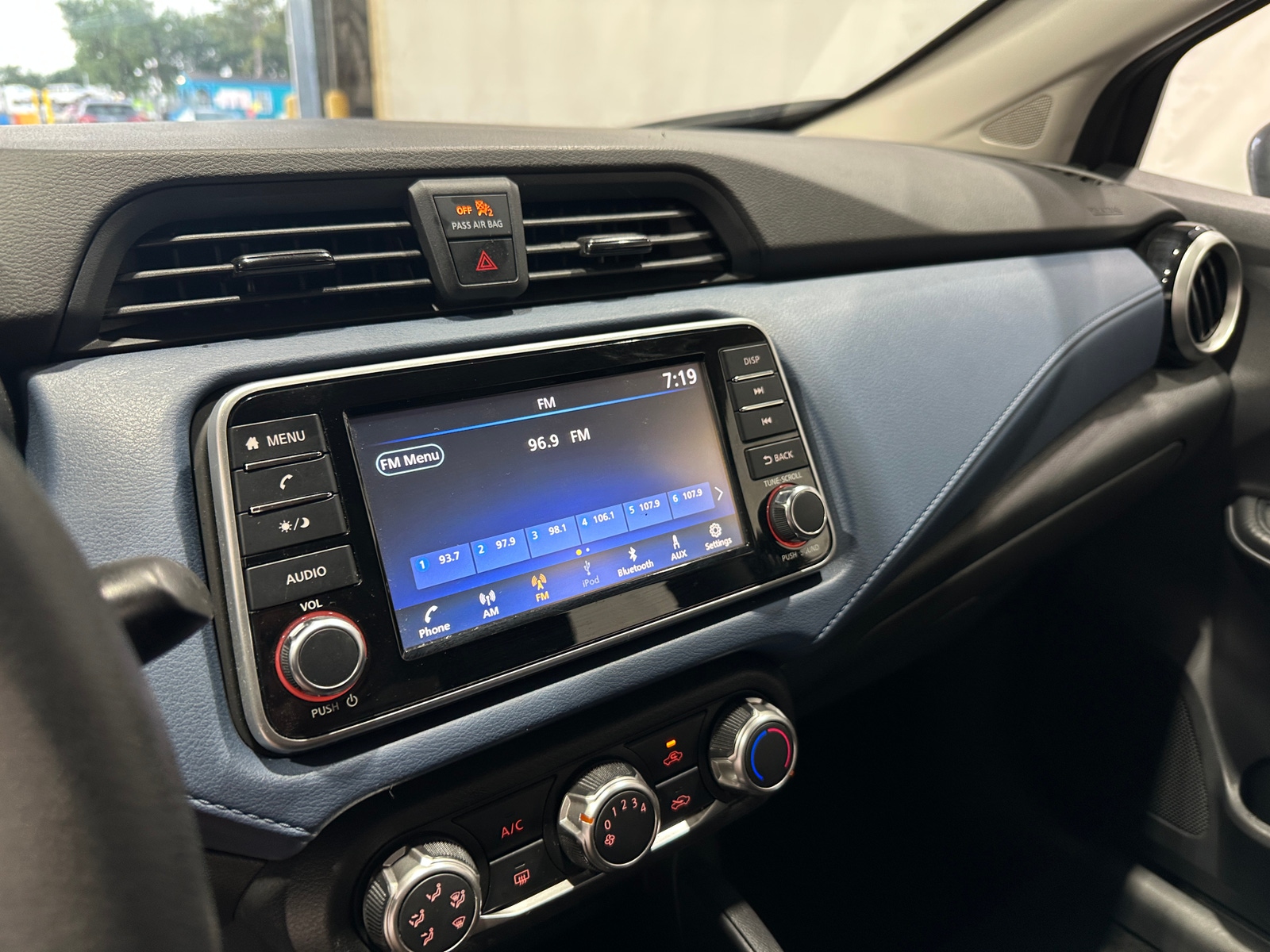 Thumbnail: 2025 Nissan Versa - 4