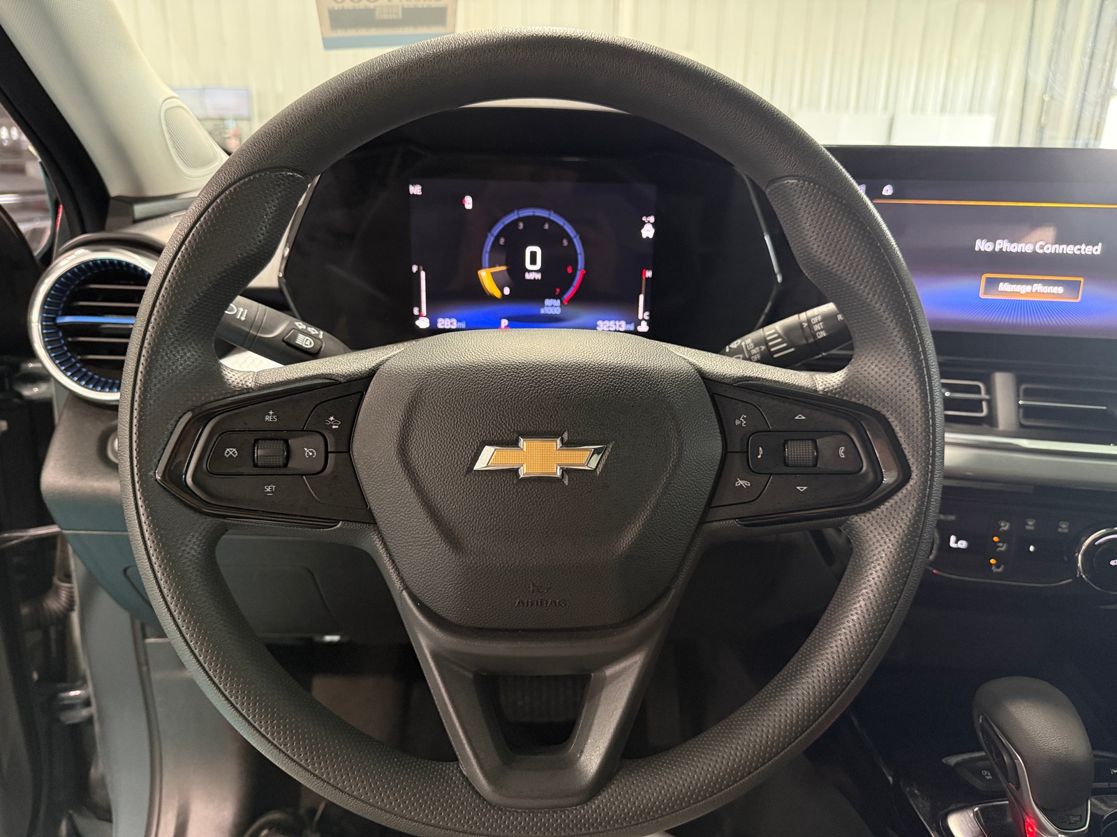 Thumbnail: 2025 Chevrolet Trax - 5