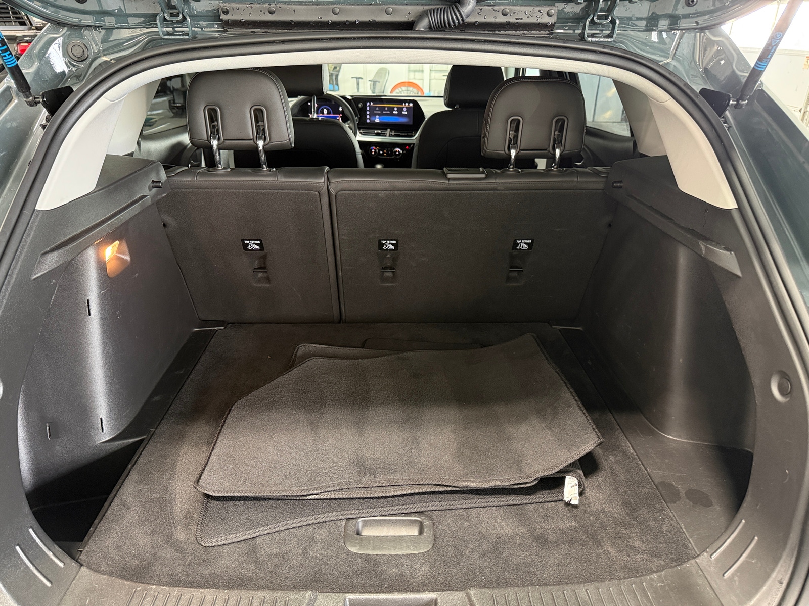 Thumbnail: 2025 Chevrolet Trax - 7