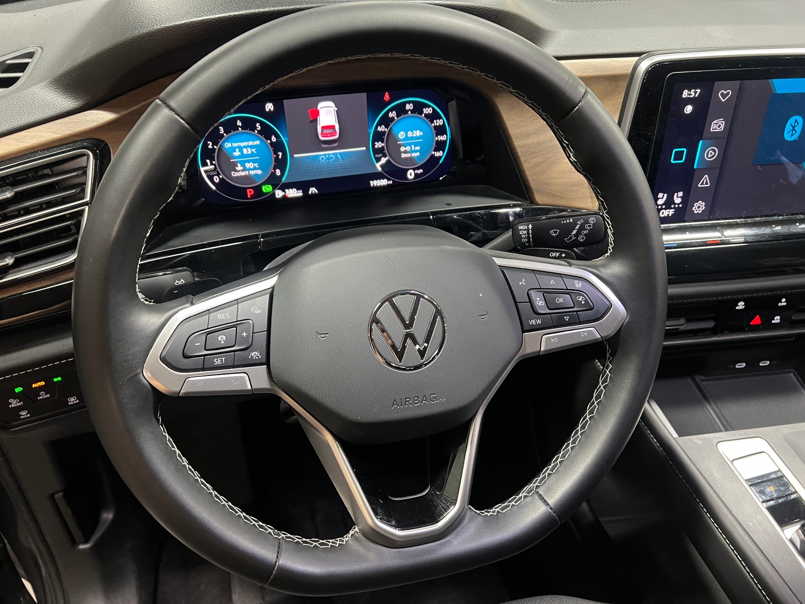 Thumbnail: 2024 Volkswagen Atlas - 4