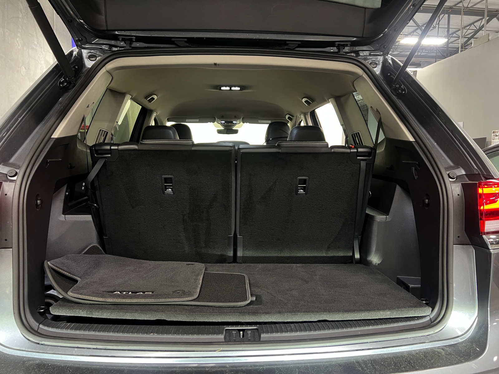 Thumbnail: 2024 Volkswagen Atlas - 6