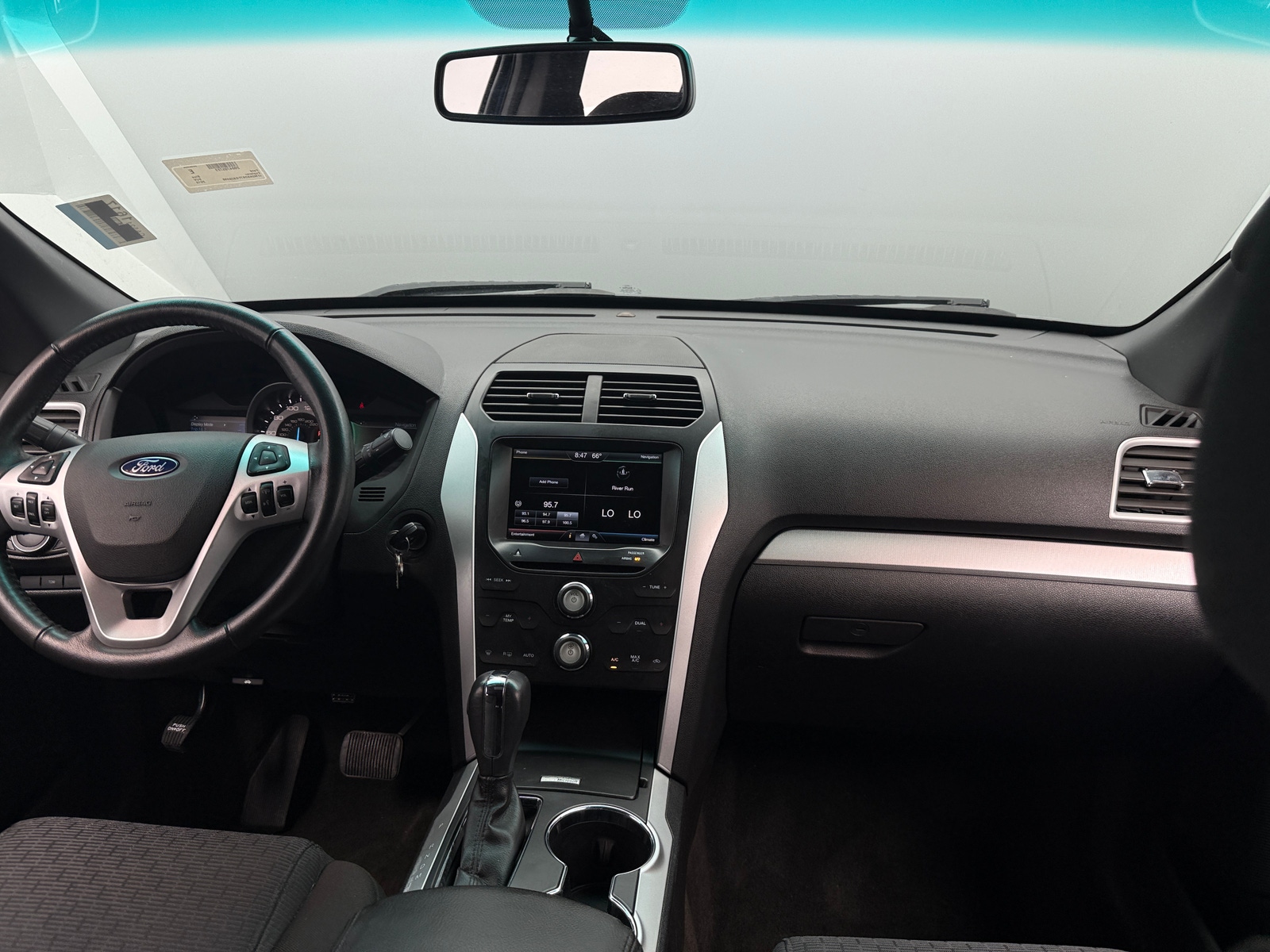 Thumbnail: 2015 Ford Explorer - 3