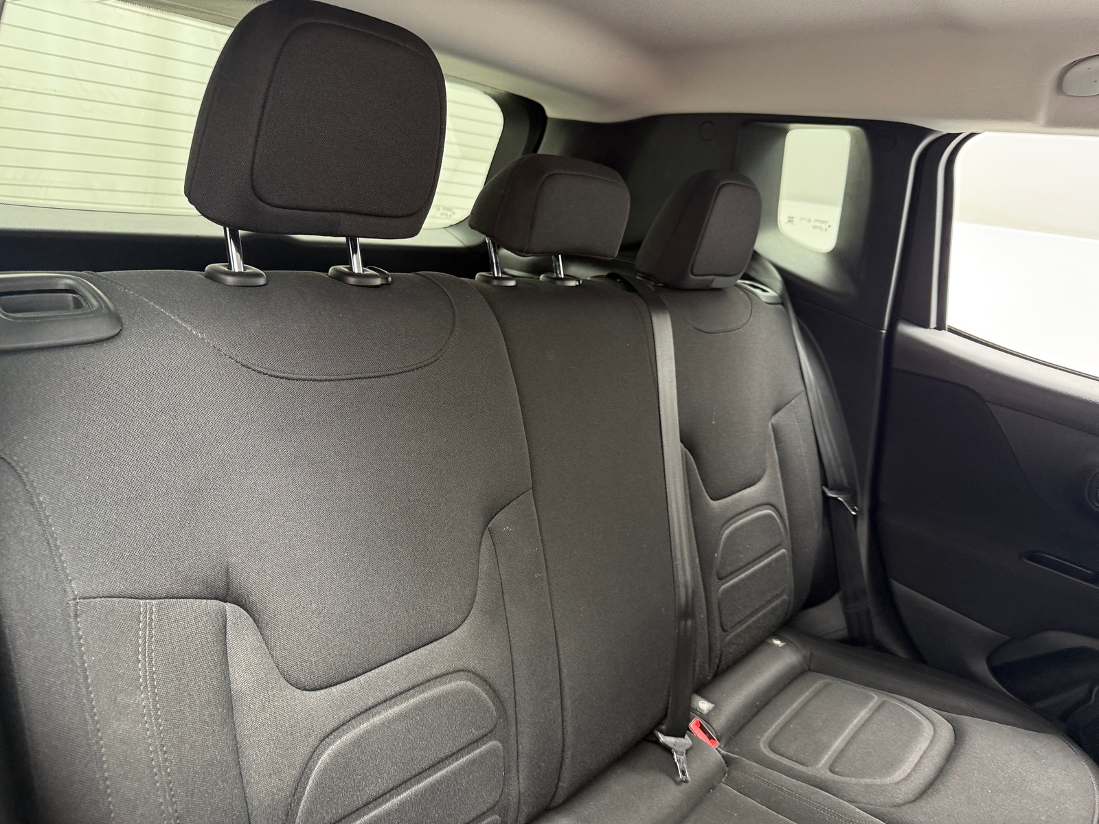 Thumbnail: 2019 Jeep Renegade - 6