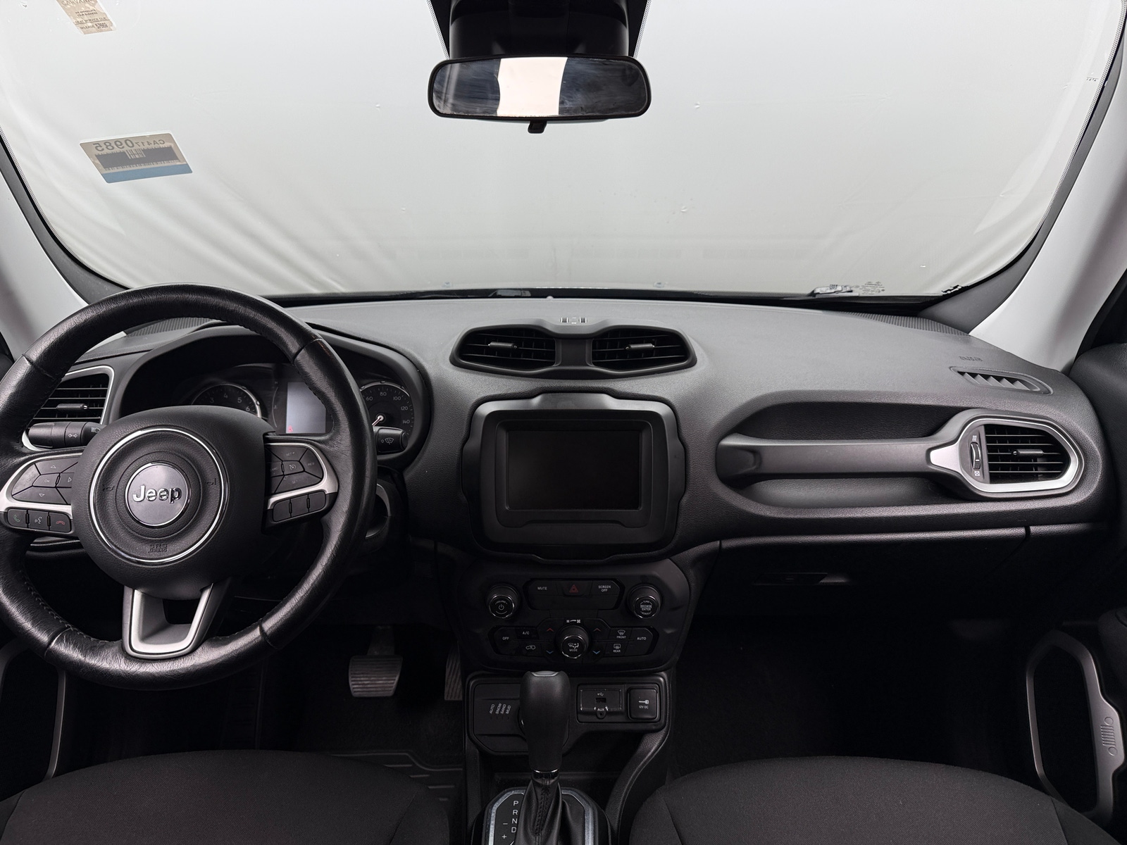 Thumbnail: 2019 Jeep Renegade - 3