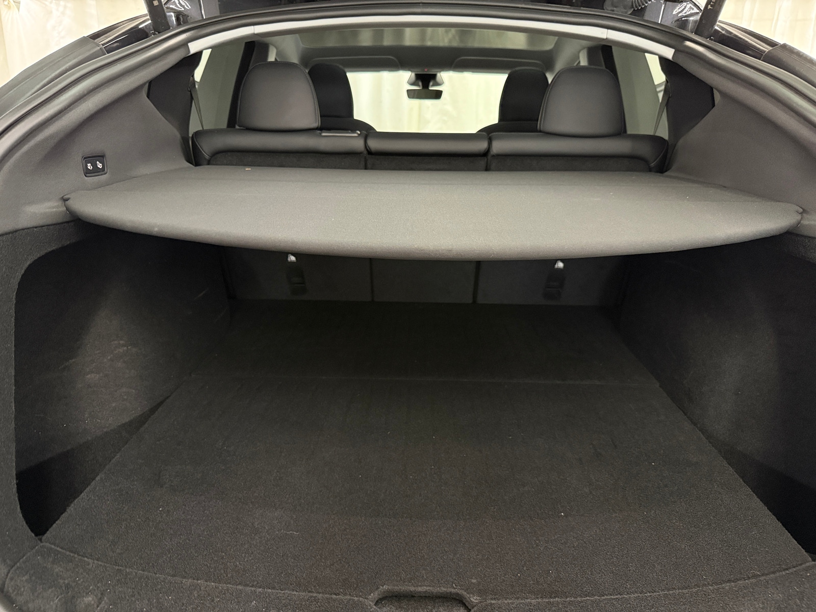 Thumbnail: 2026 Tesla Model Y - 6