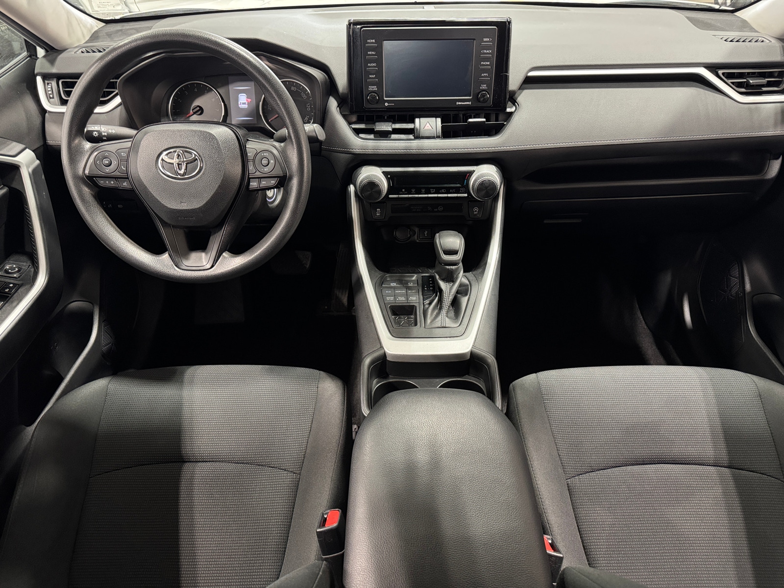 Thumbnail: 2021 Toyota RAV4 - 3