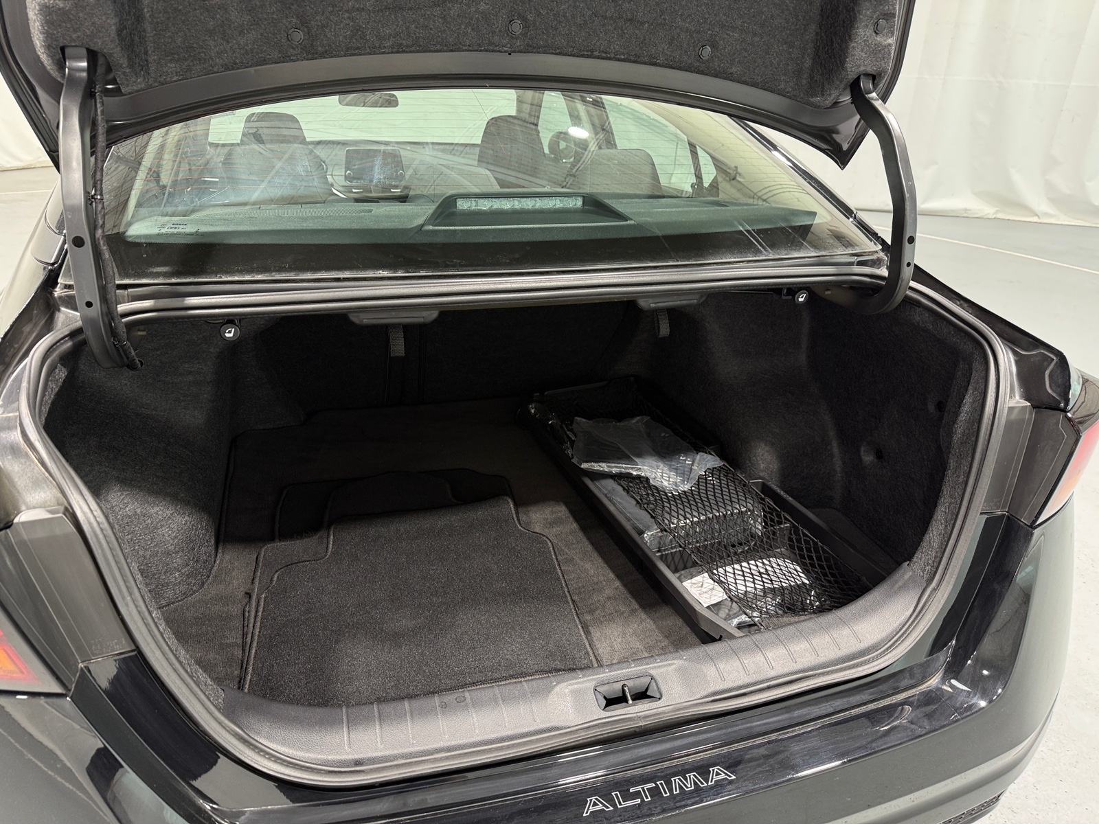 Thumbnail: 2025 Nissan Altima - 7